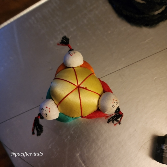 20+ ITEMS! LOT OF MIXED SEWING / CRAFT NOTIONS - Picture 3 of 14